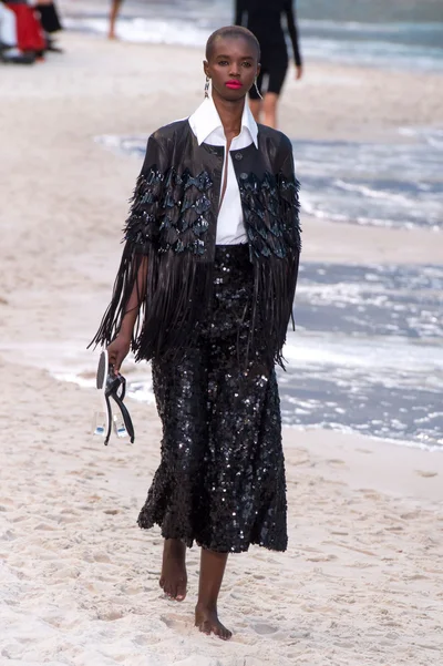 Look 66